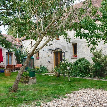 La Ferme Des Nonains Daire Montjavoult Dış mekan fotoğraf